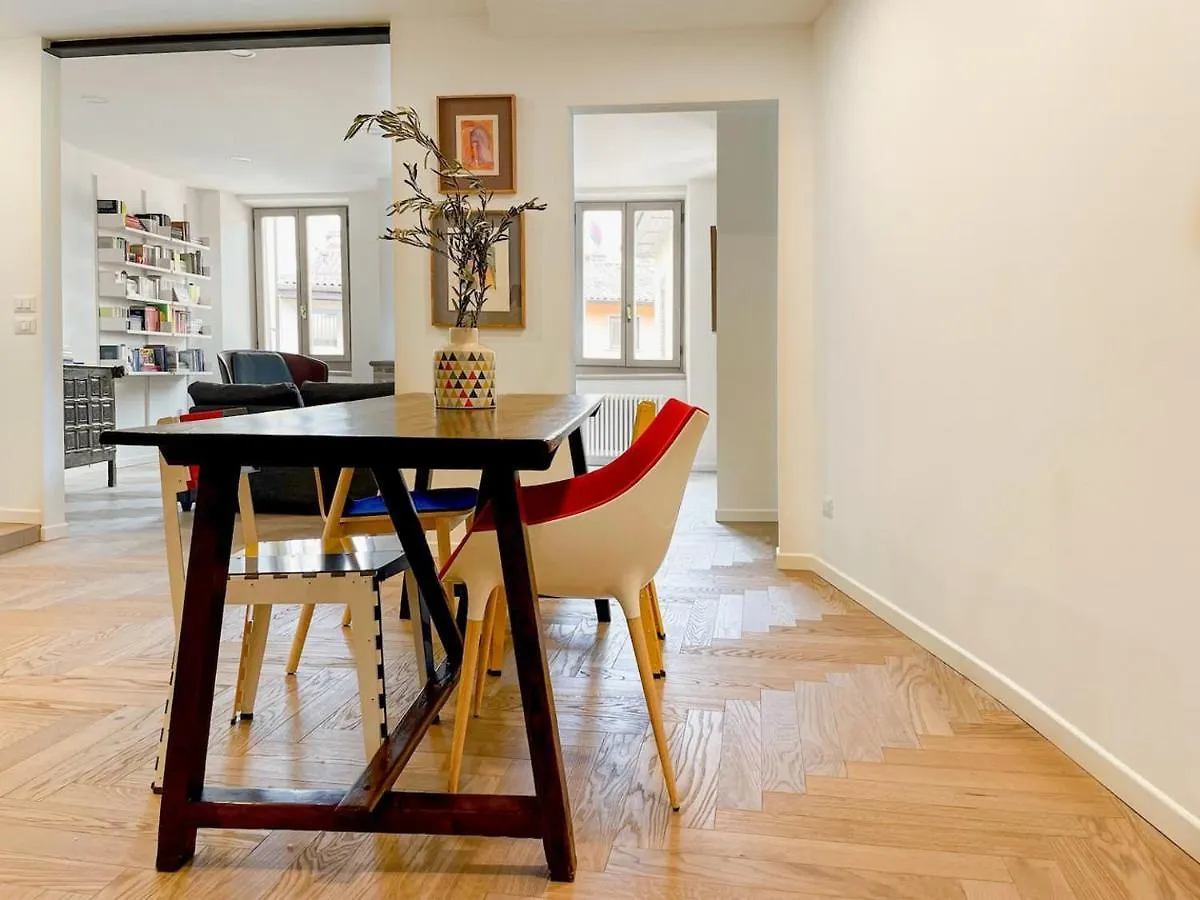 A Casa Di Nalis Apartment Bergamo